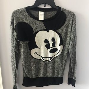 DISNEY Mickey Mouse sweater